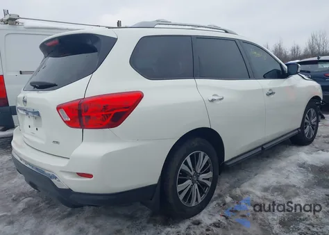 2018 Nissan Pathfinder S z USA, uszkodzony, nr VIN 5N1DR2MM7JC655090